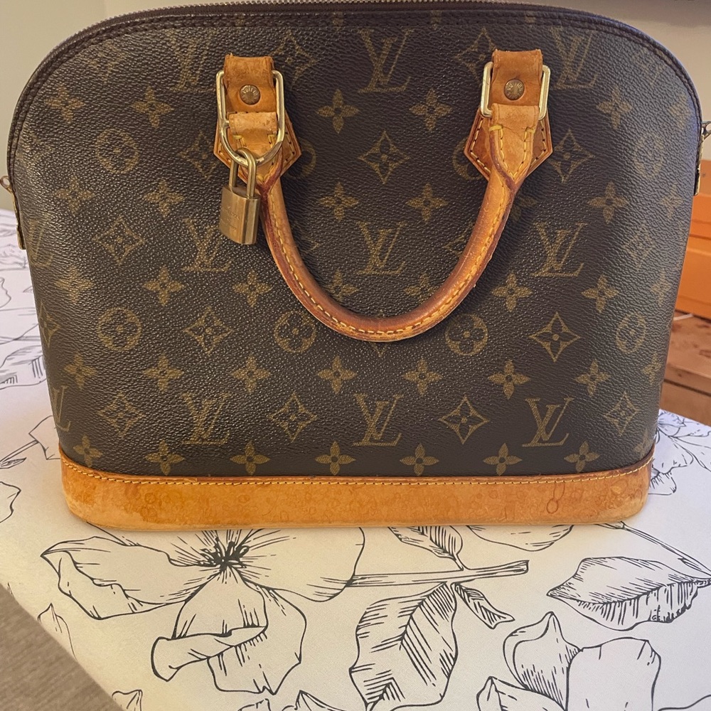 Vintage LV Alma in fair condition